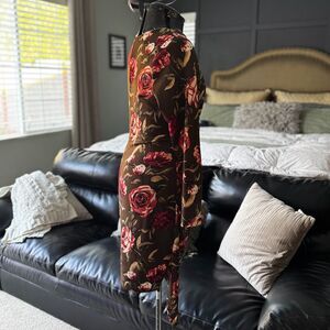 Venus Floral Bodycon Dress in size XL Brown Fall